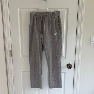 Nike Men's Heather Gray Joggers